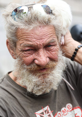 6C4A62266 720x1024 640x480