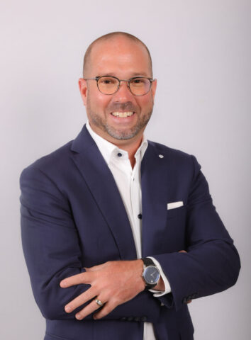 Eee 3 756x1024 640x480